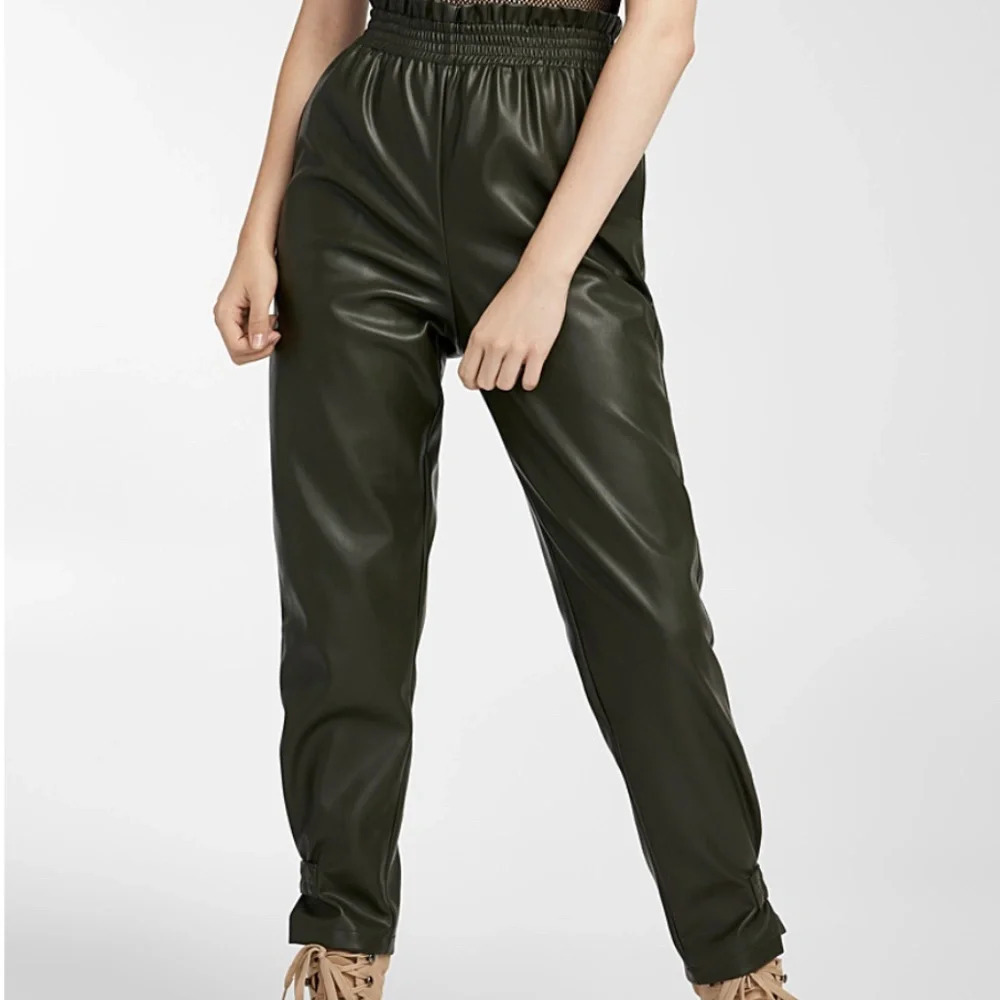 ONLY Olive Green Faux Leather Cargo Pants High Waisted Jogger M